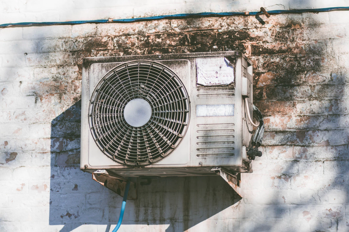 AC