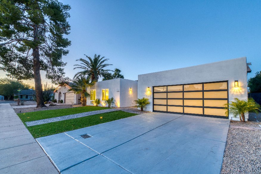 Signs It's Time to Fix Up Your Driveway