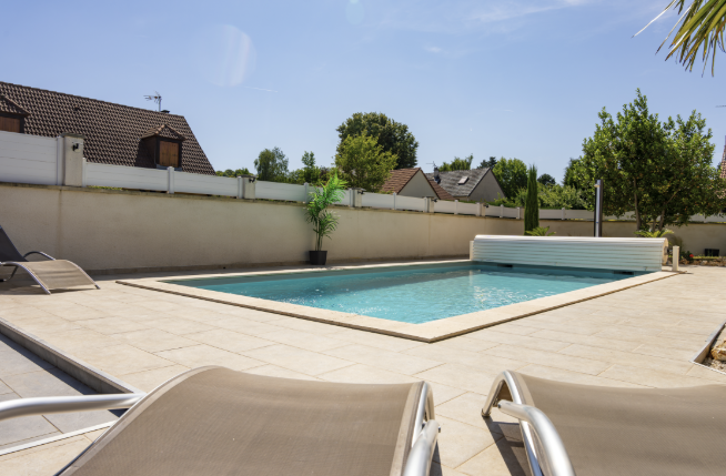 5 Stylish Ways to Screen Off Your Outdoor Space