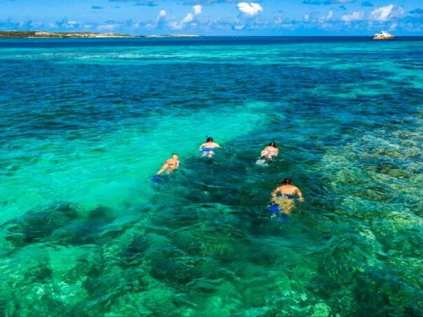 Snorkling-1-1-700x450.jpg