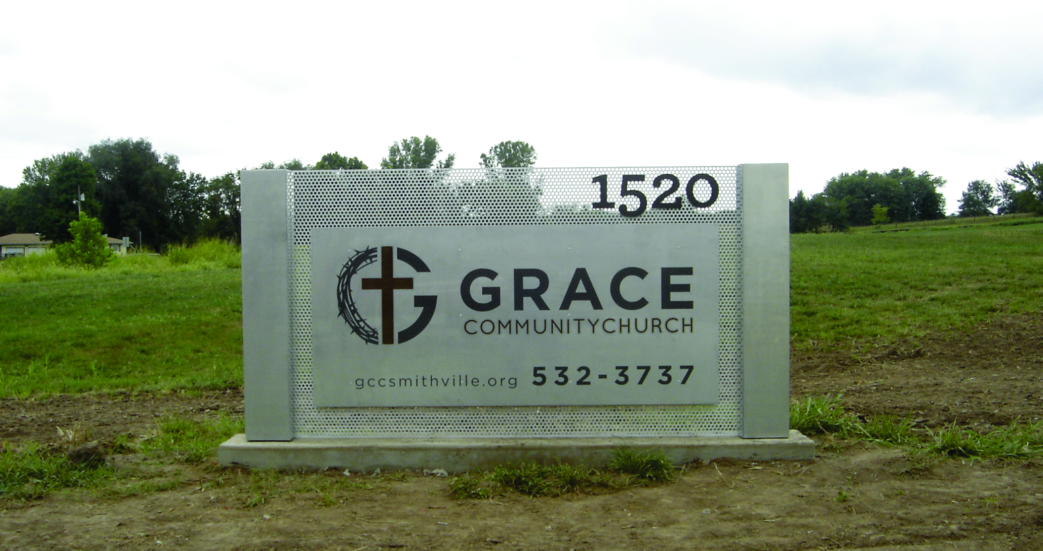 Grace Community Church.jpg
