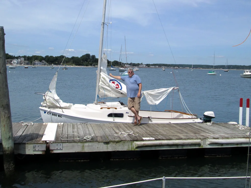 Dan and I continued on to the Niantic Bay Yacht Club where we tied up, went ashore and grabbed a quick bite to eat from their in-house Galley.