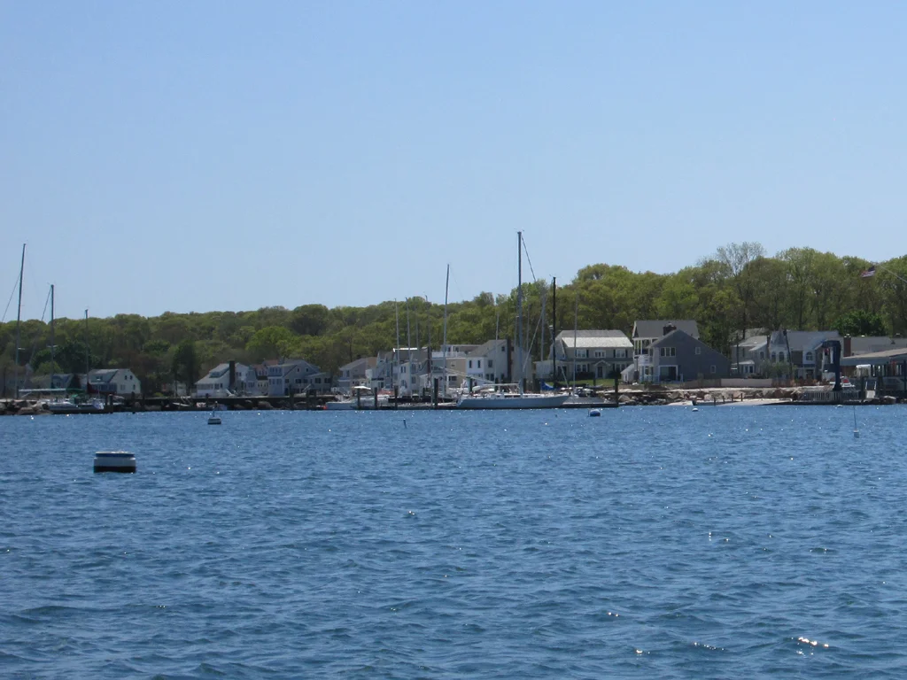 It's the week before Memorial Day, and only a handful of boats are in the water. Looks like people are having a slow start after the incredibly long winter.