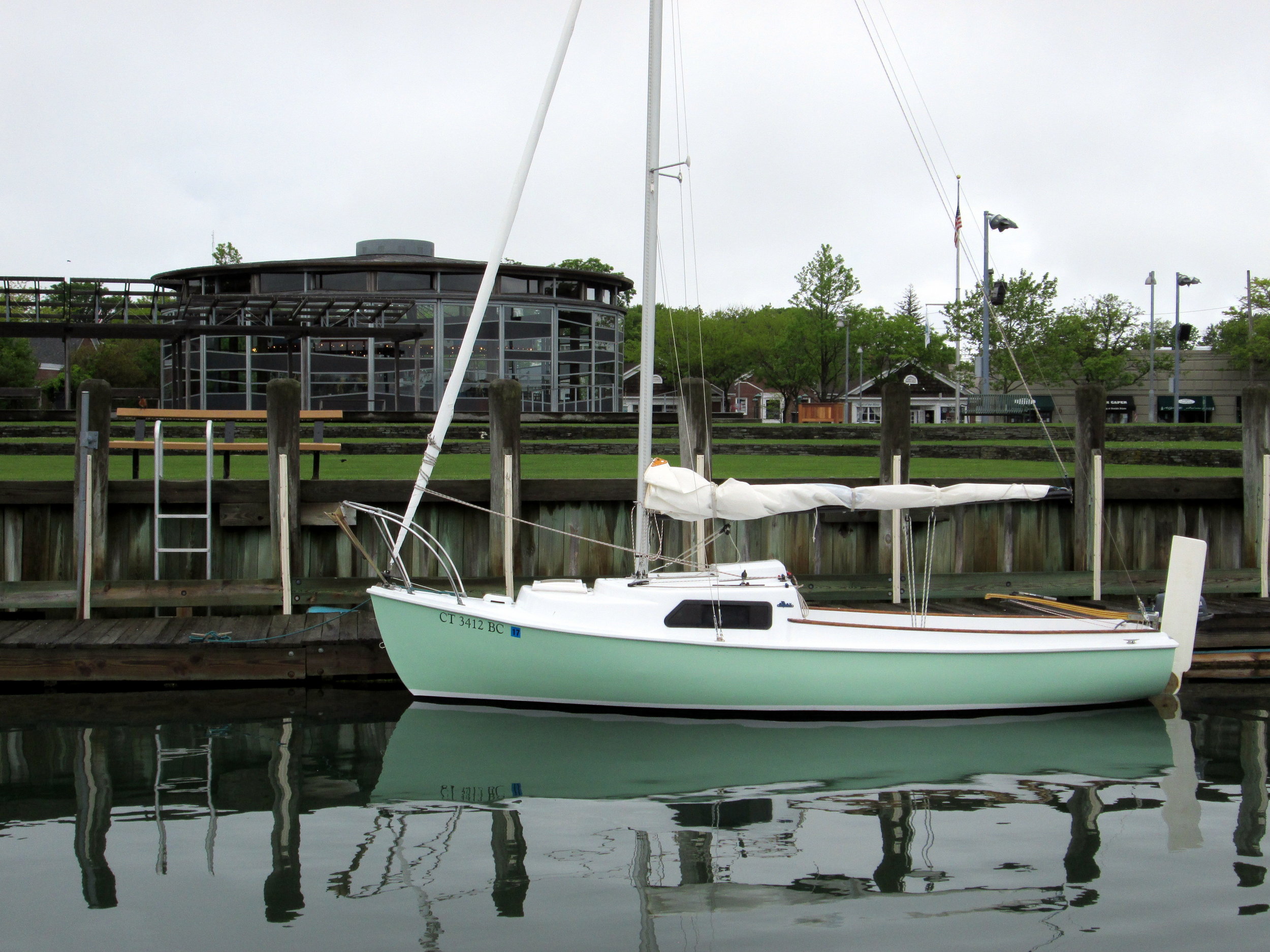 o'day mariner sailboat