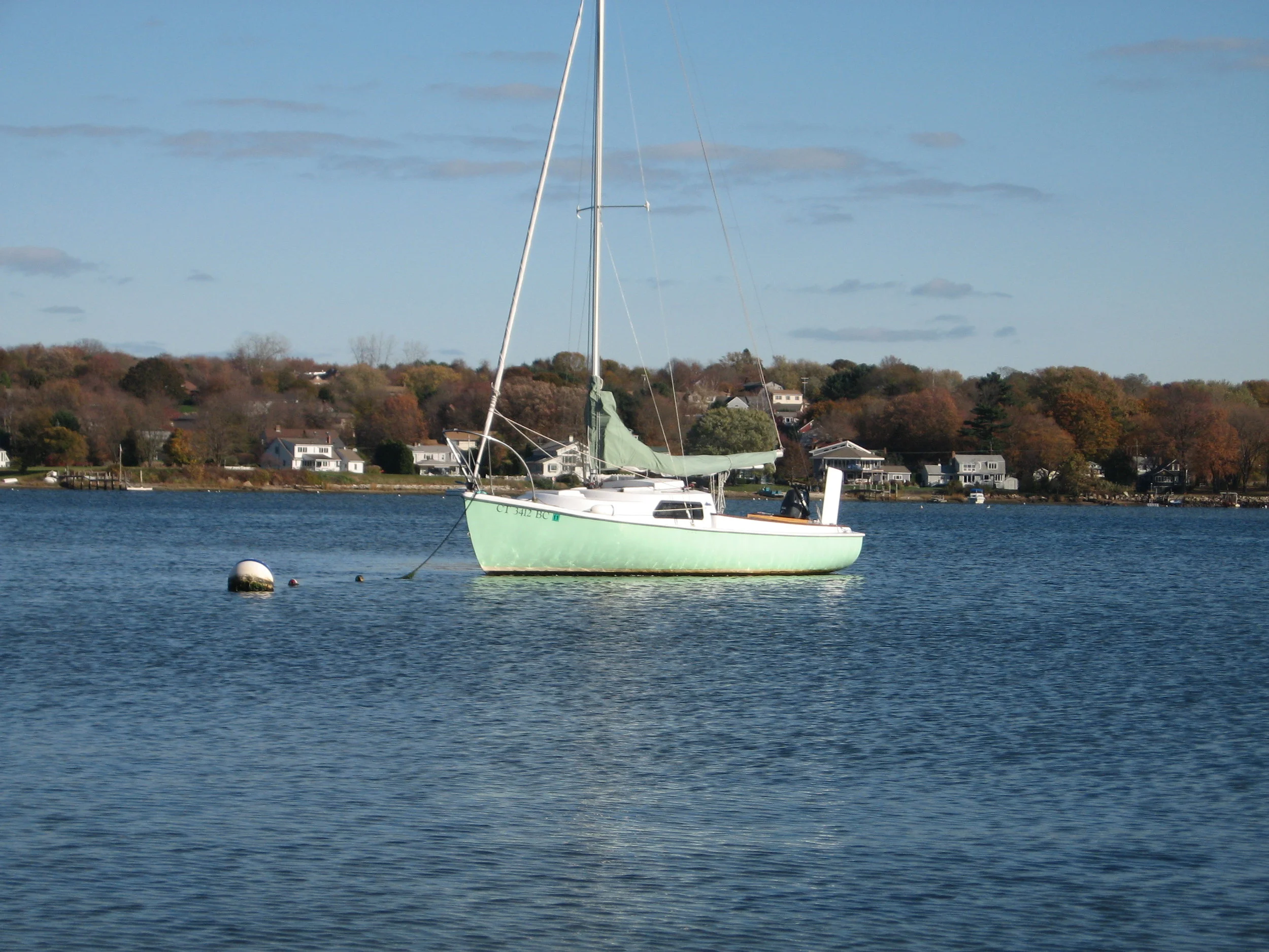 Safely back on her mooring. Next week I'll haul her out, bring her back home and start the winter maintenance. Farewell to the 2010 sailing season!