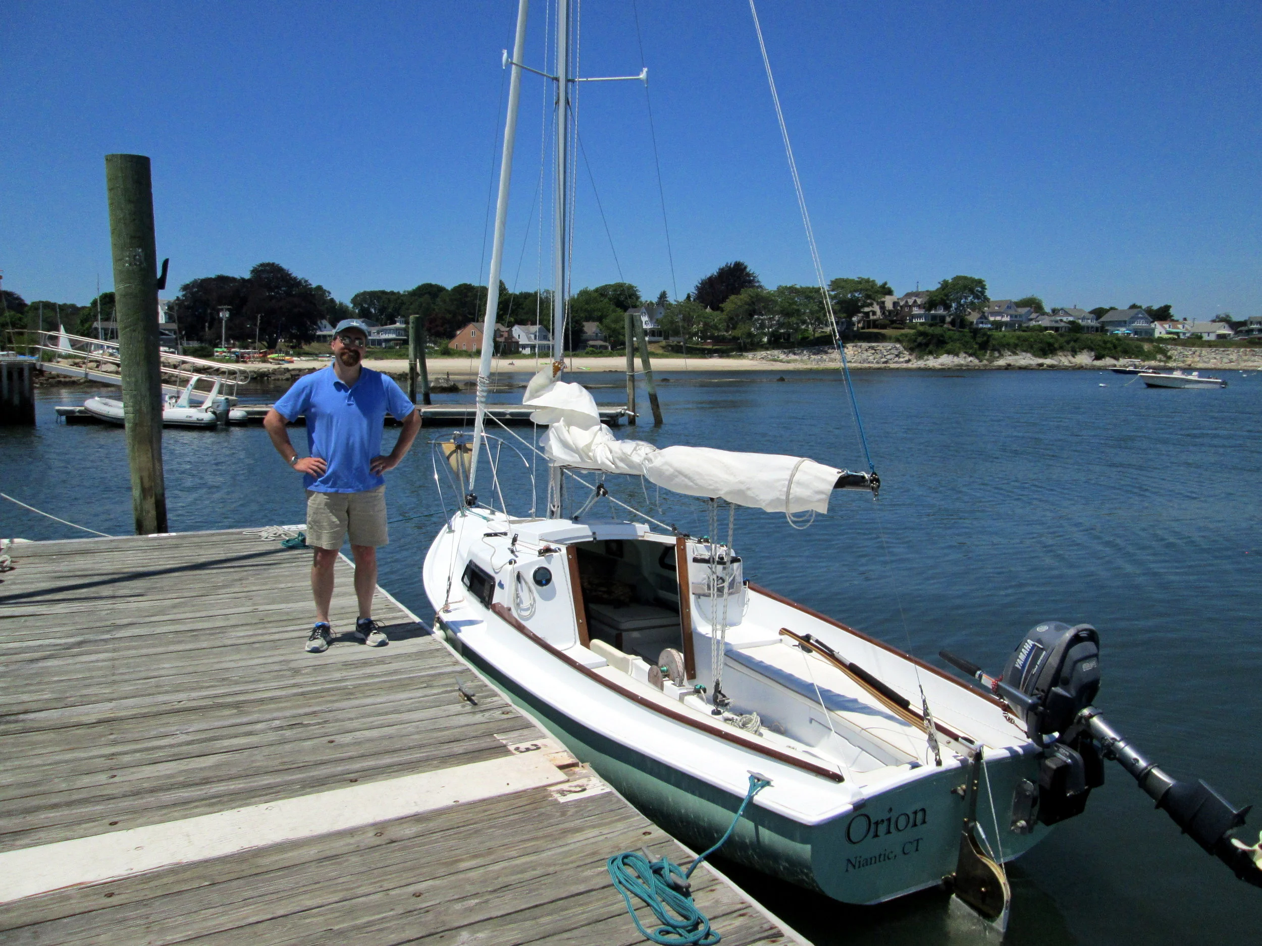  We stopped by the Niantic Bay Yacht Club on the way back to get some lunch at their restaurant. A day well spent! 