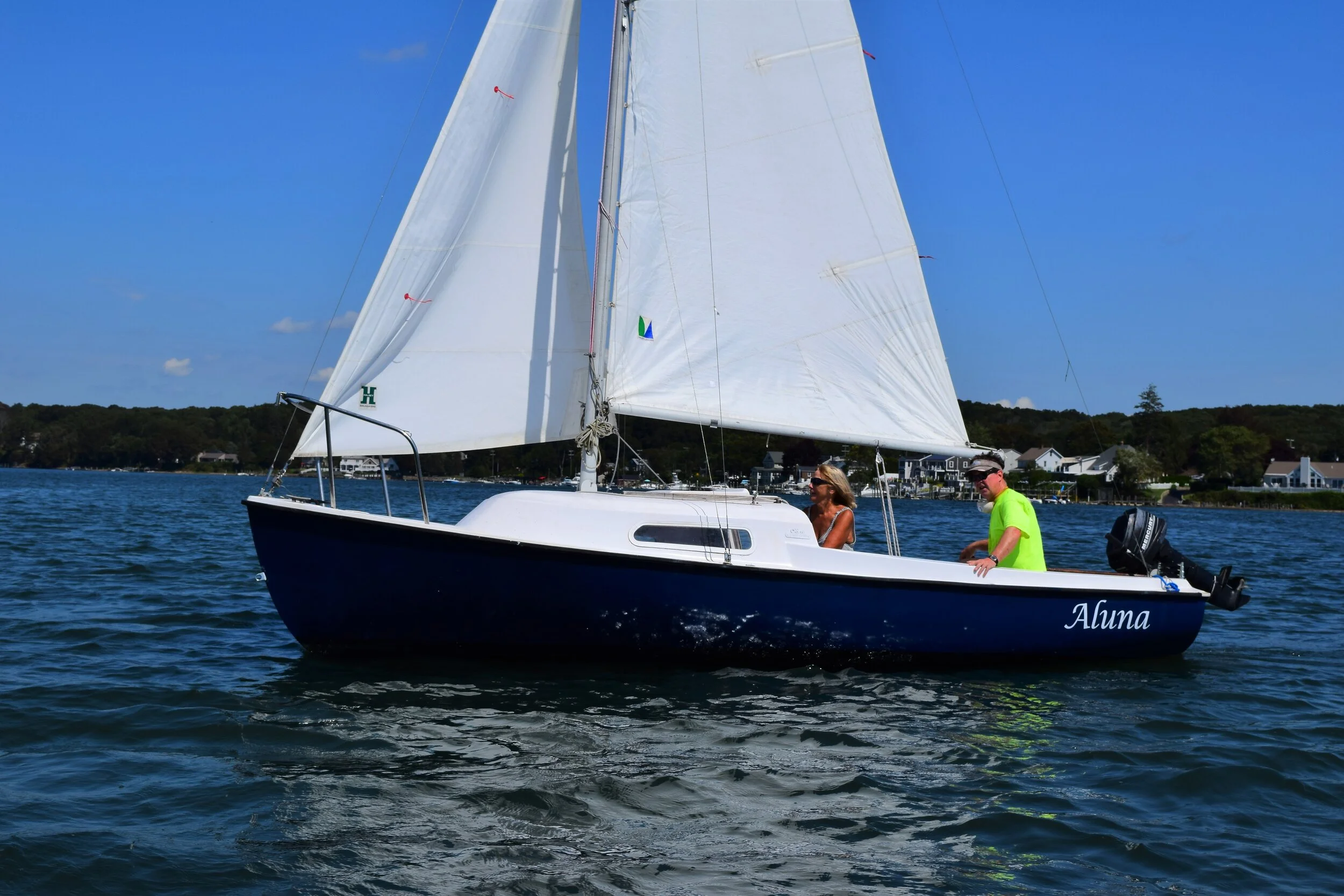  September 6th: I had a quick afternoon sail right after church and happened to meet up on the Niantic River with Spencer Clapp, a Niantic resident who recently purchased a Mariner and now keeps it at Three Belles Marina! 