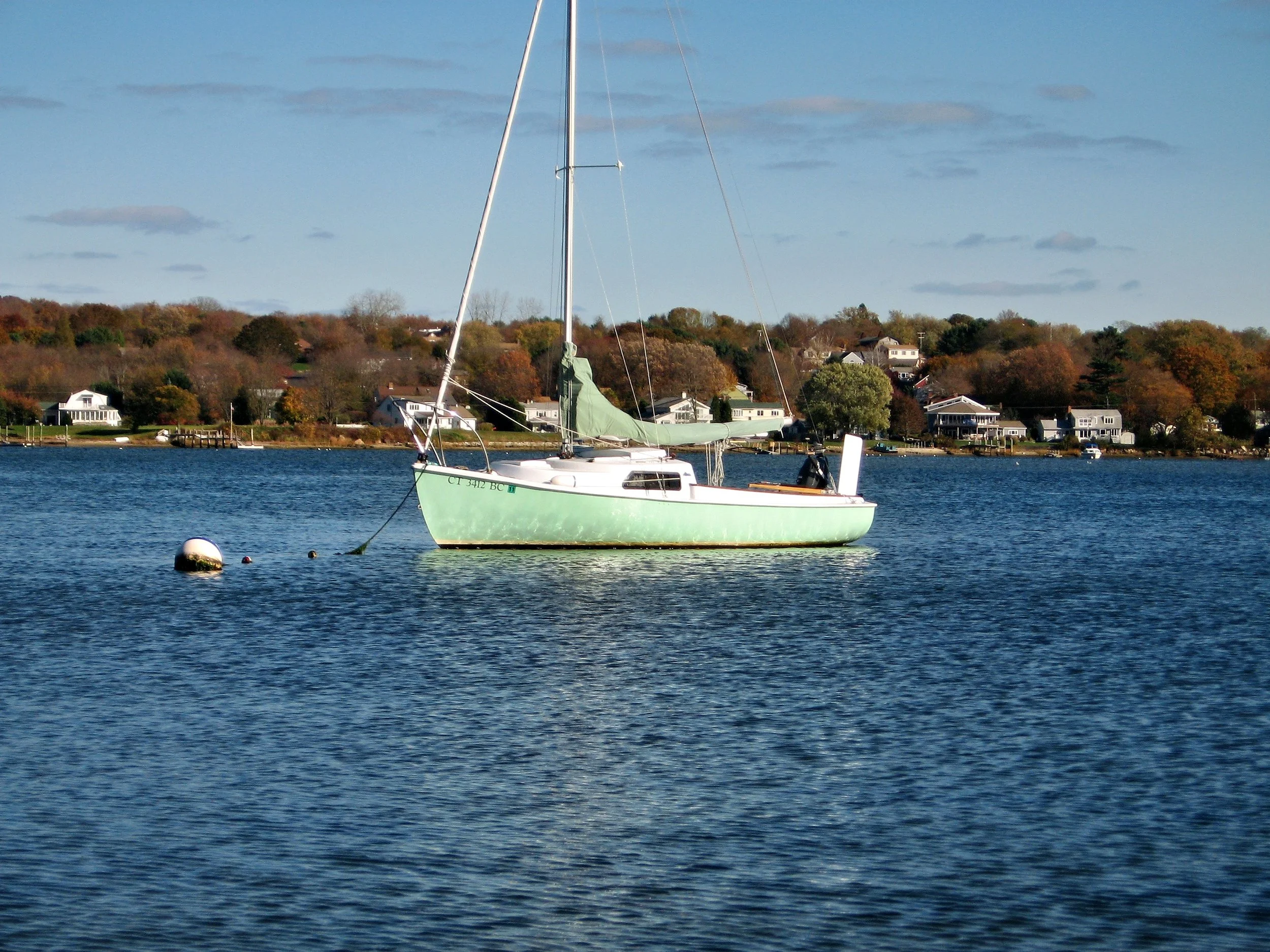 Safely back on her mooring. Next week I'll haul her out, bring her back home and start the winter maintenance. Farewell to the 2010 sailing season!