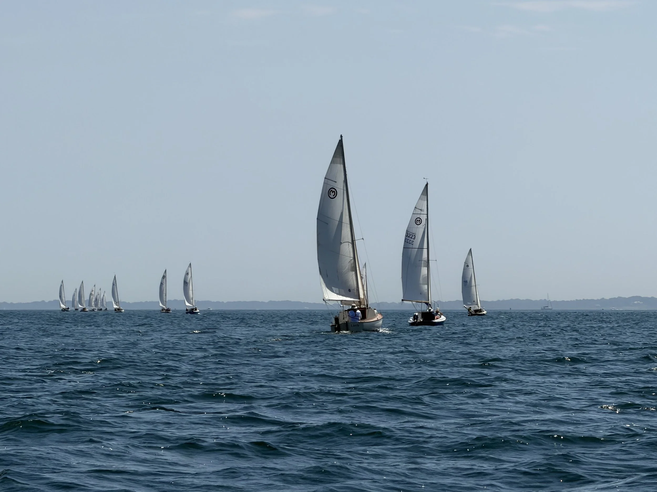 We had great wind sailing all the way there. What a neat sight to see so many Mariners sailing at one time.