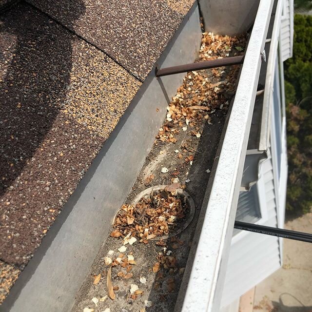A little bit of leaves can make a big problem! It&rsquo;s very common for downspouts to become clogged, even while the rest of the gutter may look relatively clean. Make sure your gutters are well maintained!