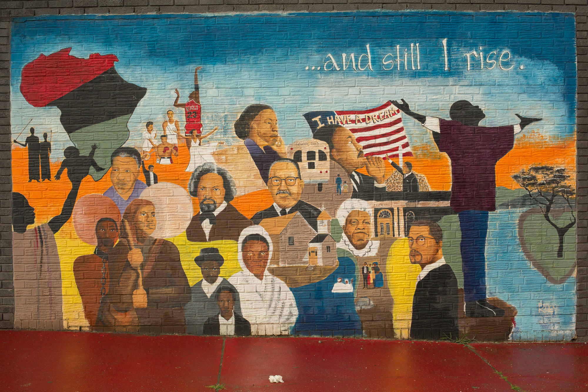  A mural on a side street in downtown High Point, N.C. 