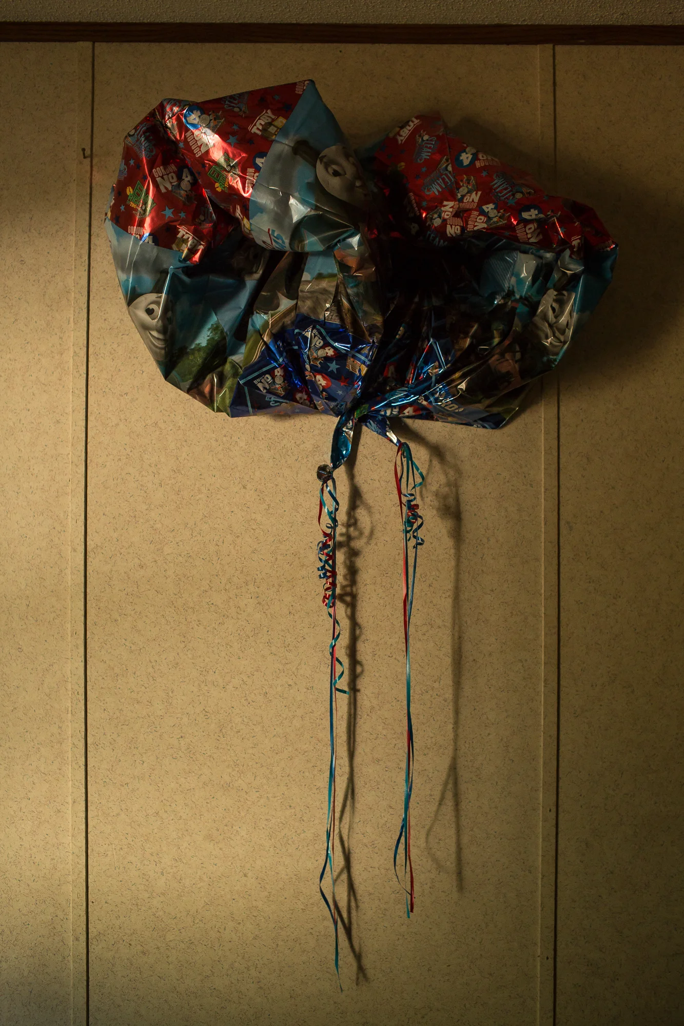  Deflated balloons in the trailer where Betty Mungin, 55; Alexis Mungin, 29 and her unborn twins; and Armani Mungin, 8 were shot and killed in May 2016.&nbsp; 