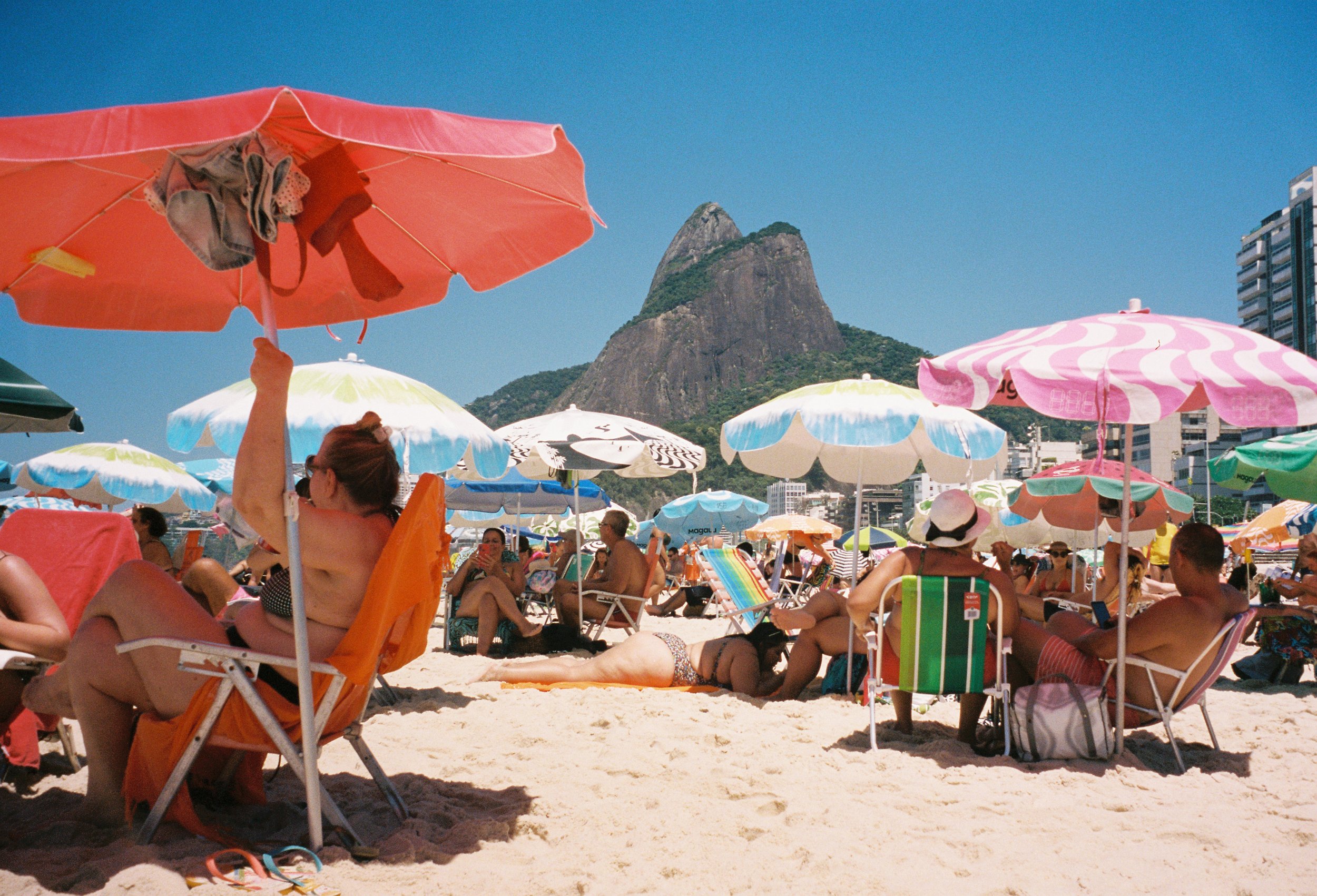 Rio beach ppl.jpg