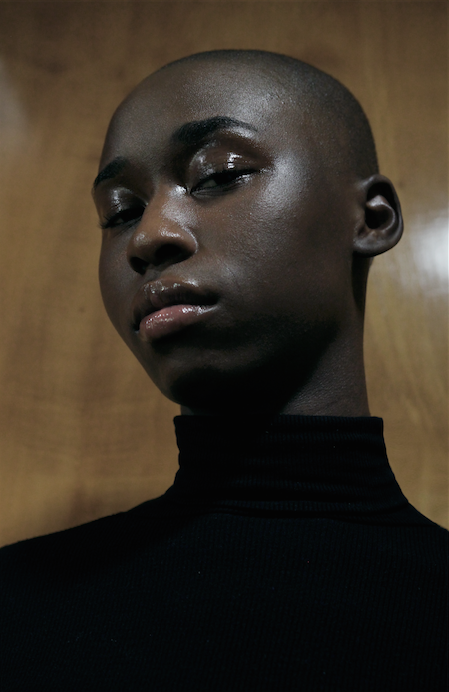 lizzy-nicholson-kinza1of2-1-semi-zine-photography-submission2.png