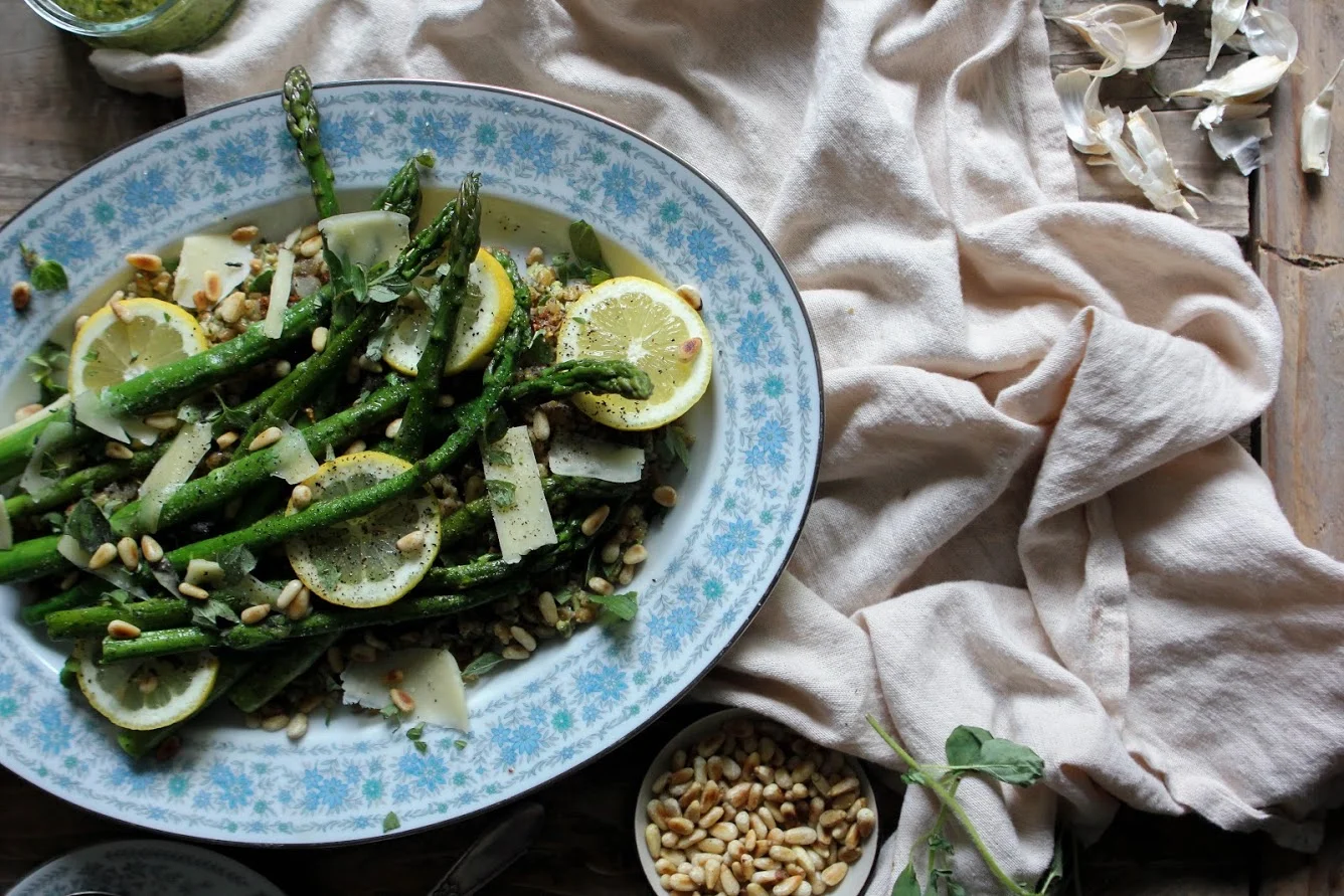 Shallot-Fried Asparagus Farro Salad + Basil Pesto