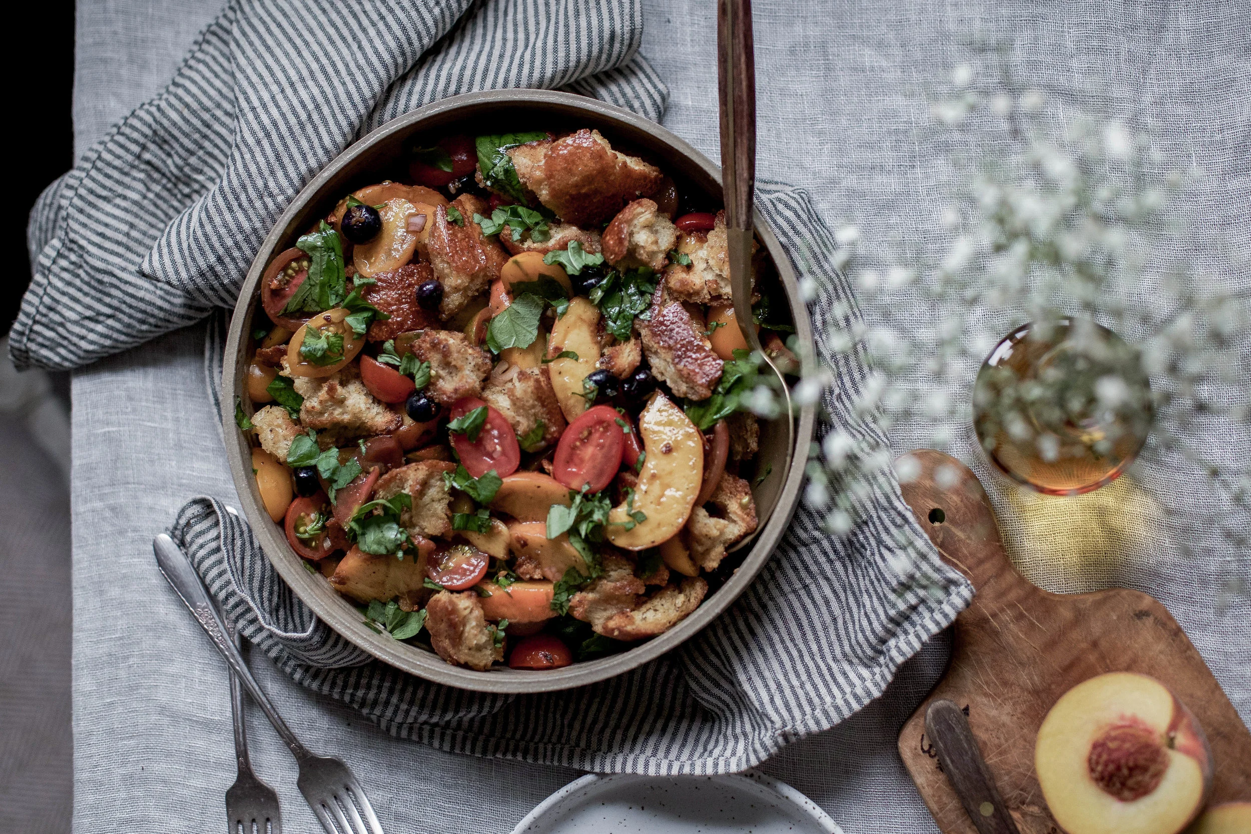 double crisped sourdough panzanella salad with peaches and blueberries-17.jpg