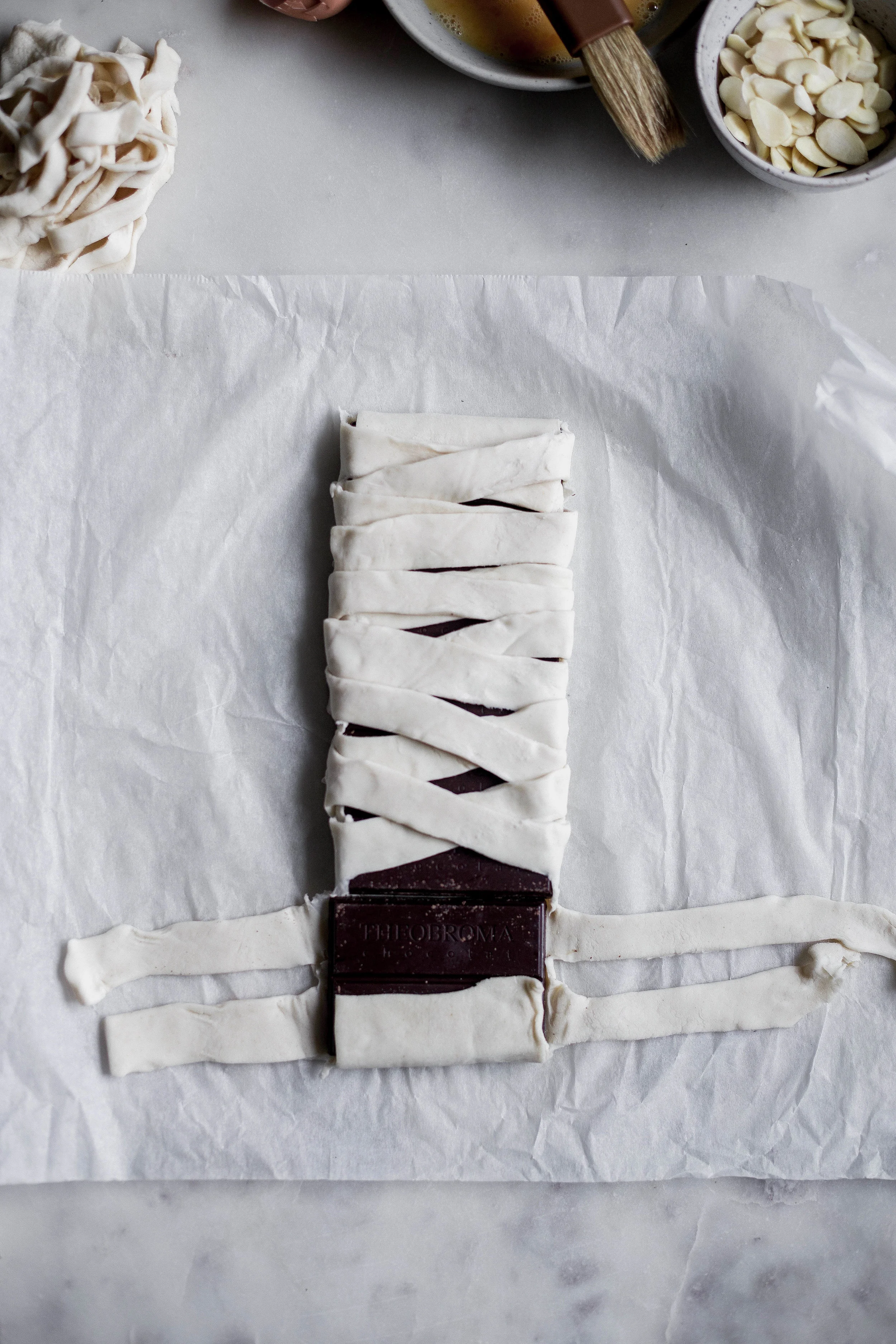 almond & honey dark chocolate braid (5 of 1).jpg