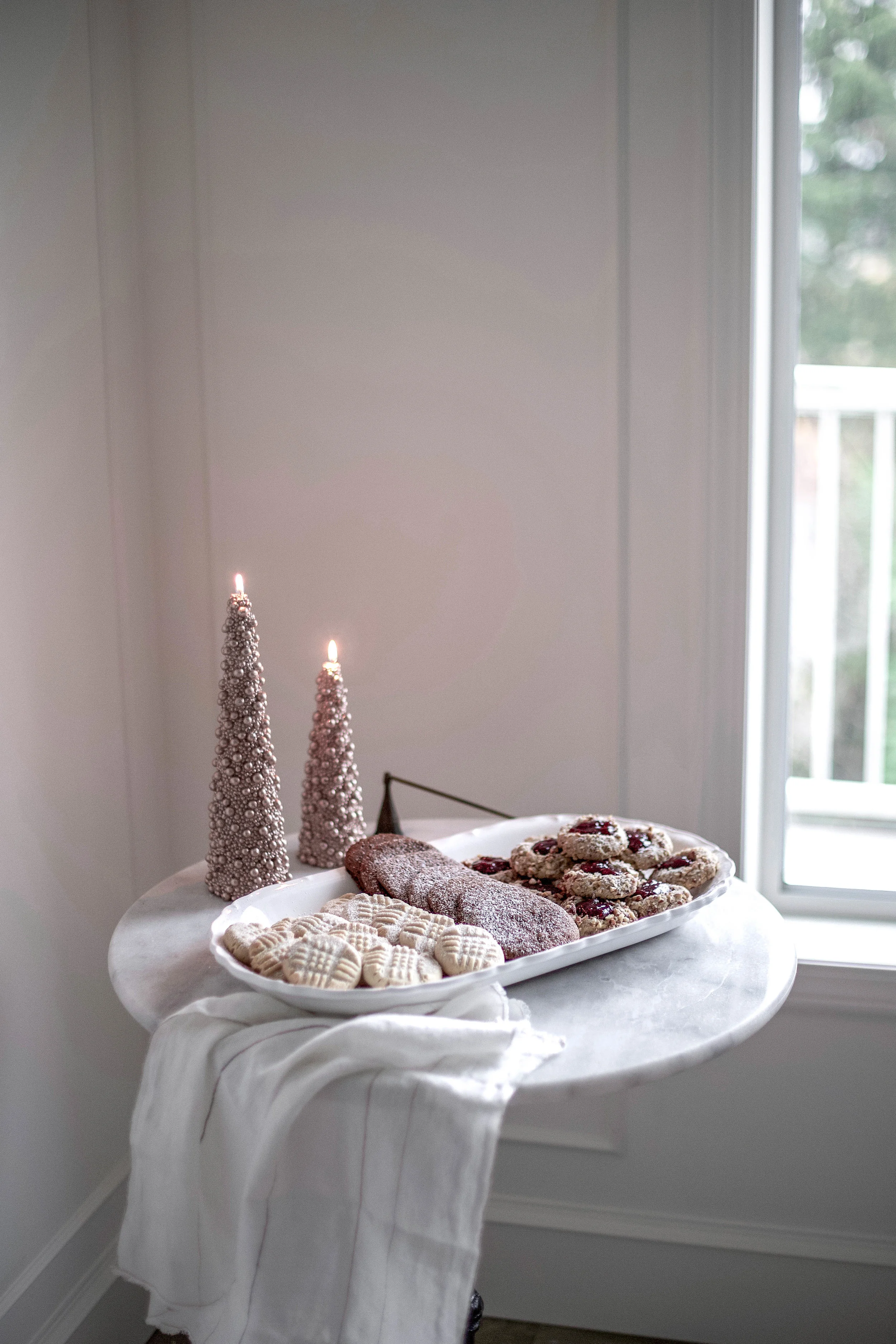 classic christmas cookies; jam thumbprints, chewy gingergbread, buttery shortbread (8 of 1).jpg