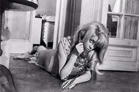 CATHERINE DENEUVE - REPULSION