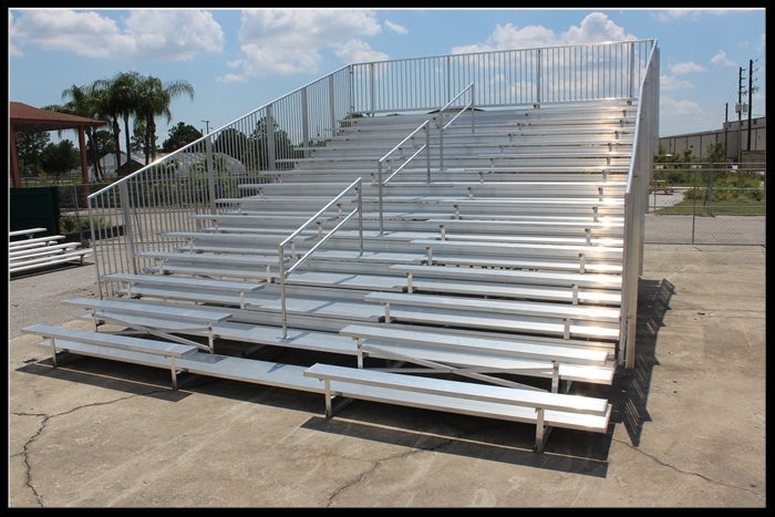 15 Row Non-Elevated Aluminum Bleacher (w aisle) Click here for free, printable CAD drawings!