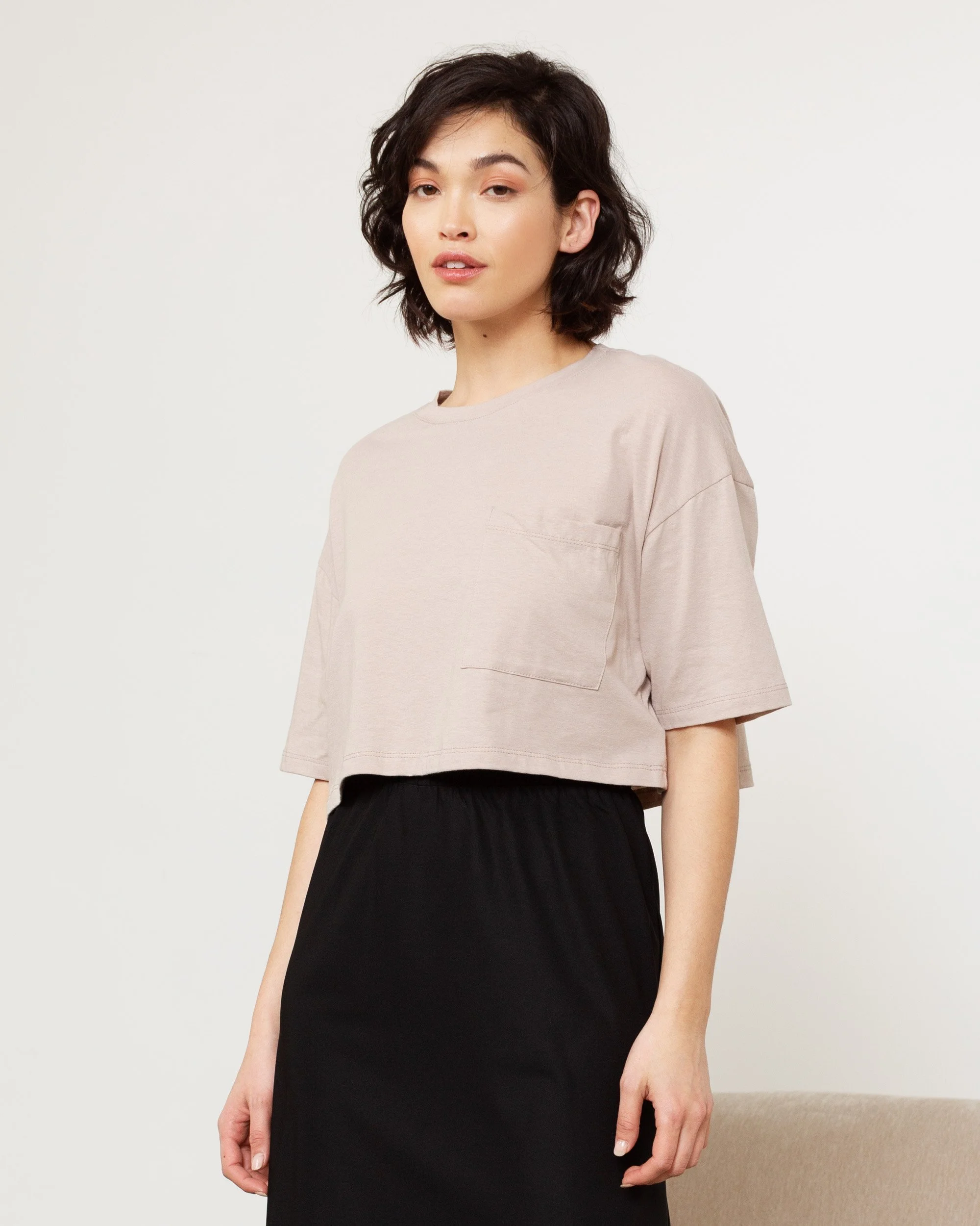 modern-citizen-cameron-cropped-boyfriend-tee-tees-3-3.jpg