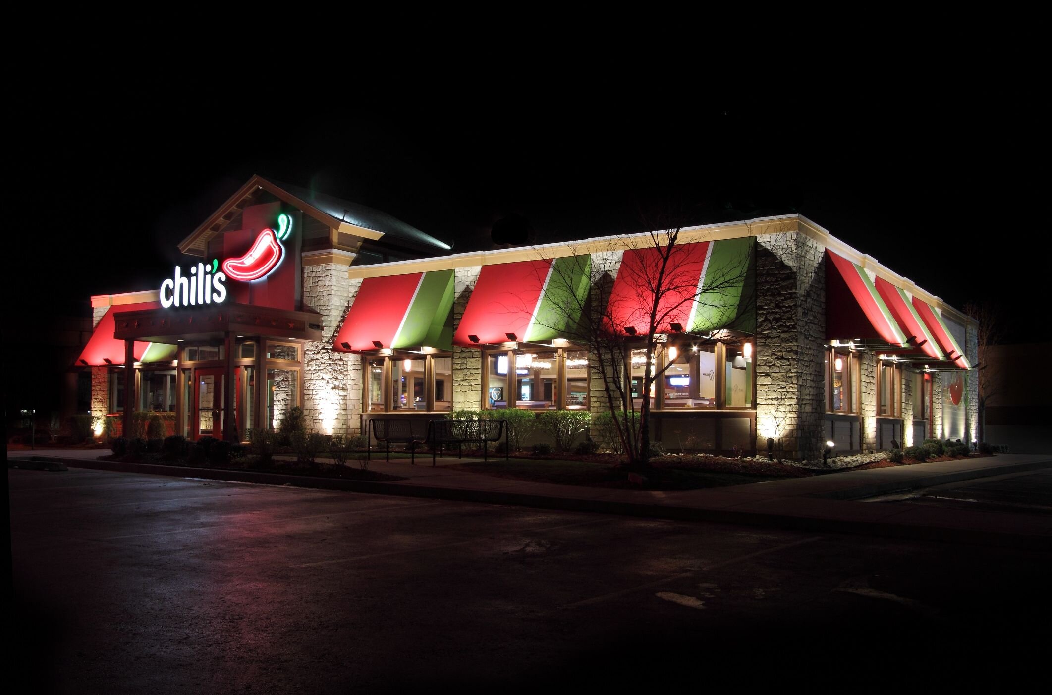 Chilis –&nbsp;Exterior