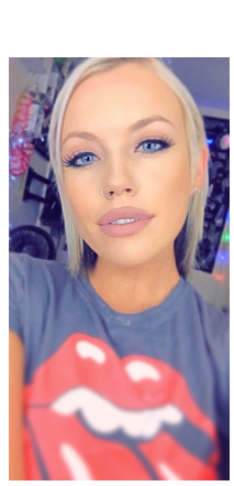 Representing both Minnesota and California Beauty is Aslynn! #beautifulaslynn #hotaslynn #minnaslynn #caliaslynn