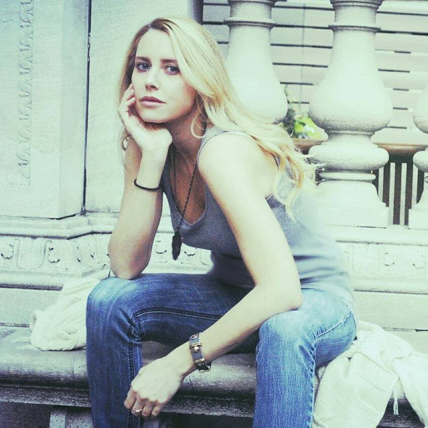 Beautiful Walker! #nycbeauty #marylandbeauty #beautifulwalker