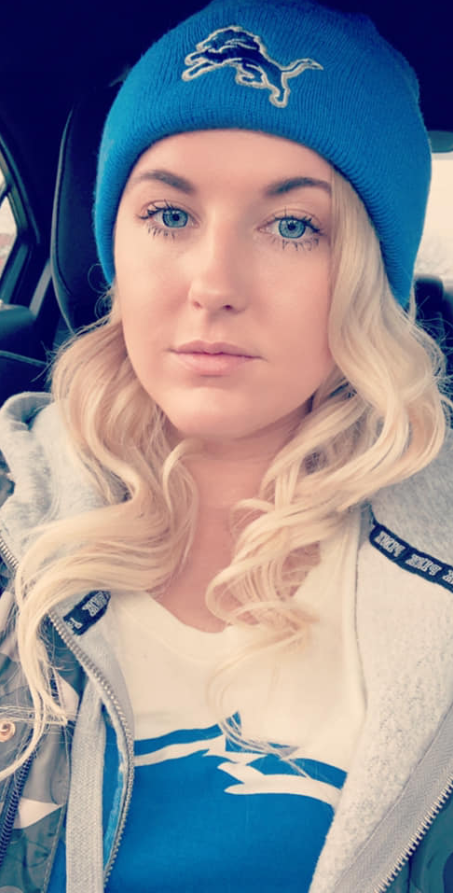 Proud and Gorgeous Lions Fan Amanda! #michiganamanda #hotlionsfan #amandabeauty