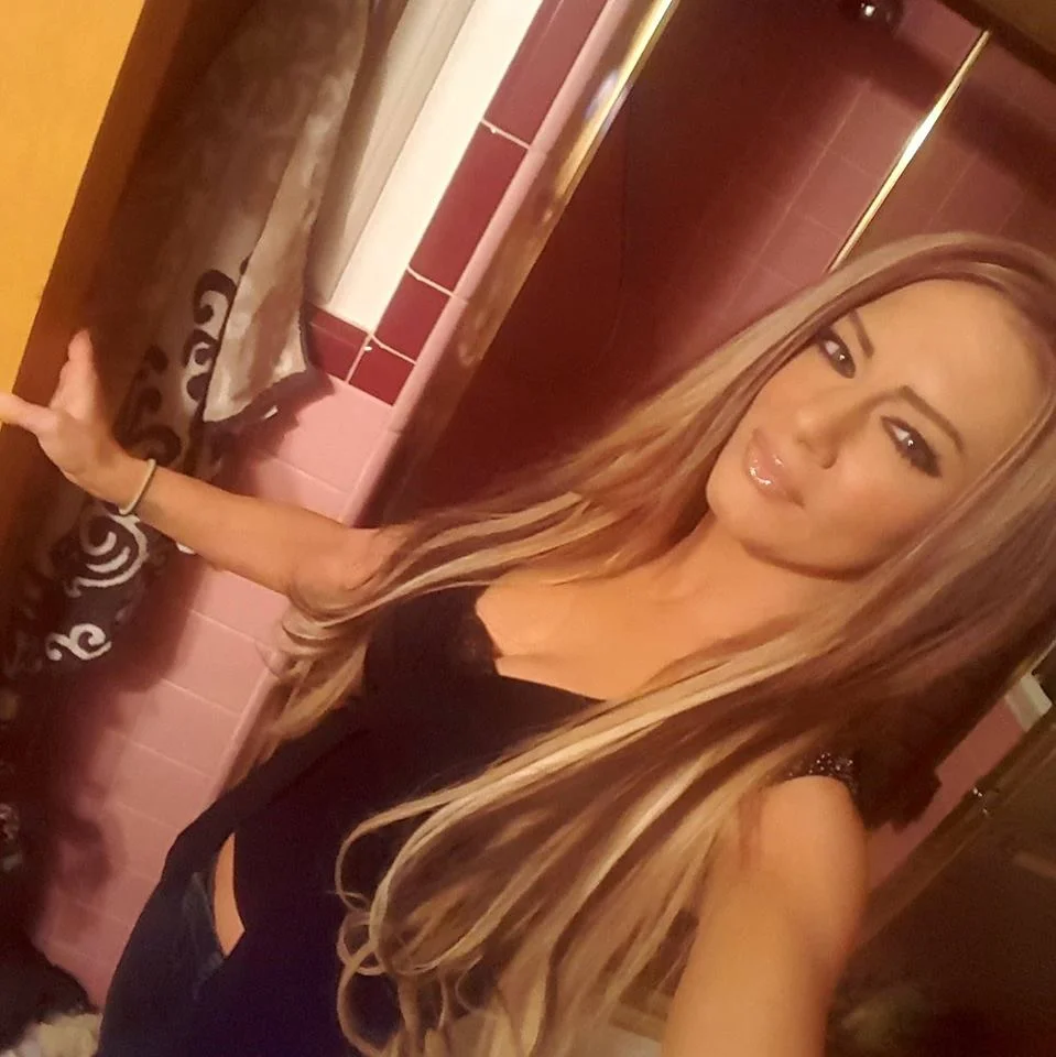 Gorgeous Detroit DJ Sasha Claeys! #detroitdj #hotdj #hotsasha