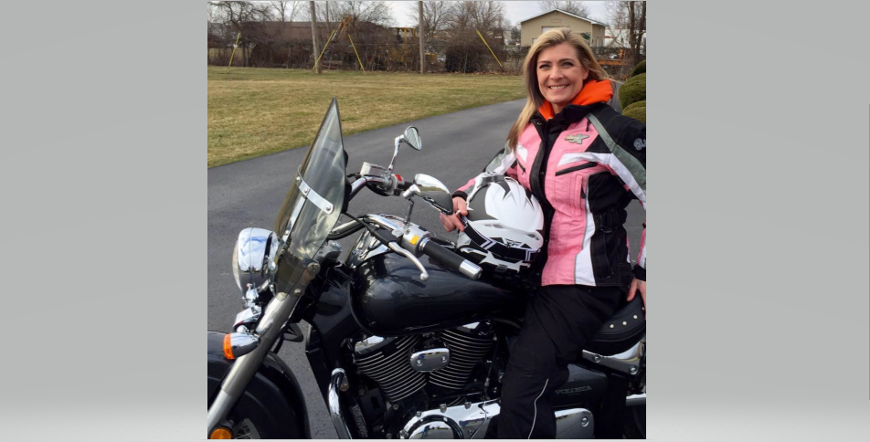 Biker Beauty Julia! #bikerbeauty #juliabike #beautifulphotographer