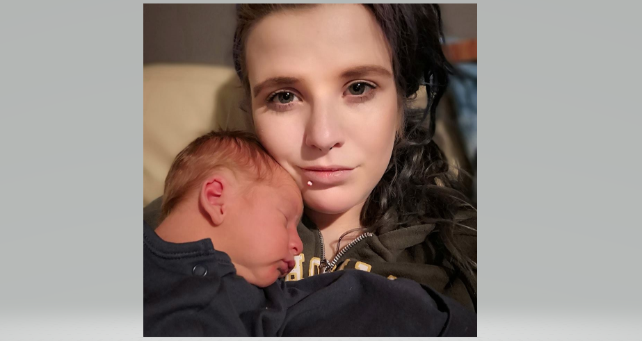 Beautiful UK Mother Nicole! #beautifulkmother #ukbeauty