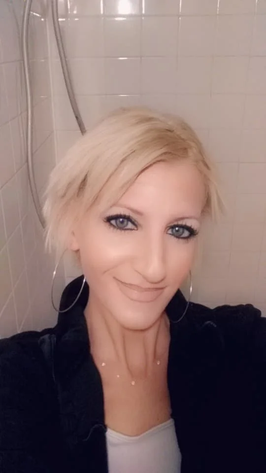 Selfie Spotlight Dana! #njbeauty #hotdana #showerselfie