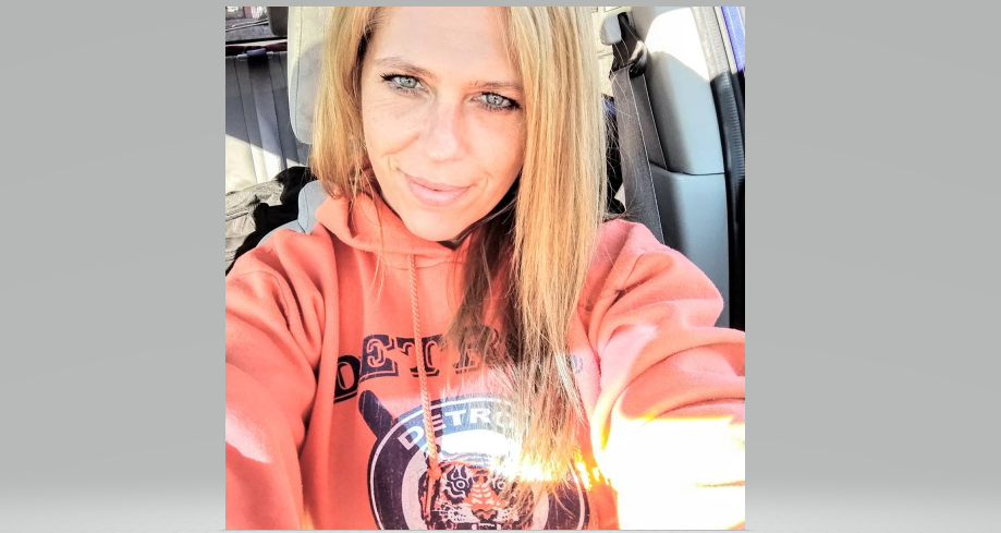 Selfie Spotlight Connie! #michiganbeauty #gorgeouseyes