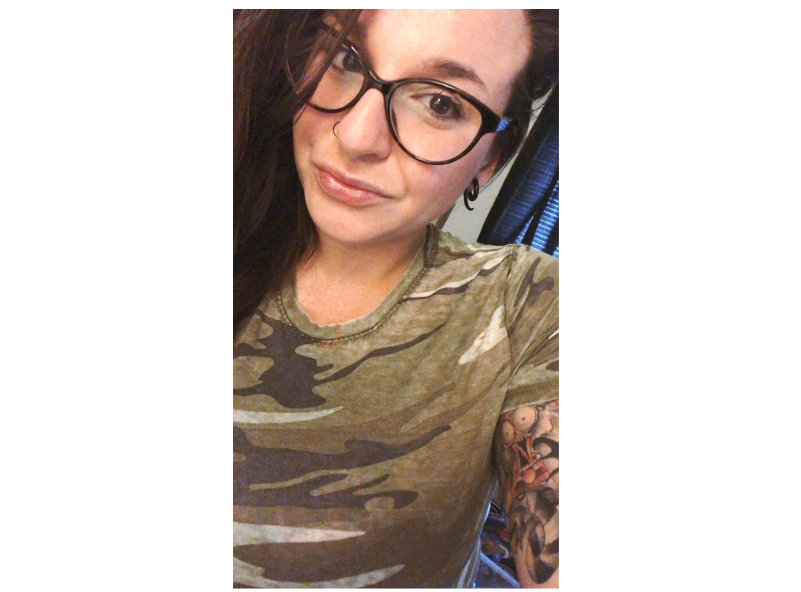 Selfie Spotlight! NJ Italian Beauty Gina! #njbeauty #italianbeauty #glasses