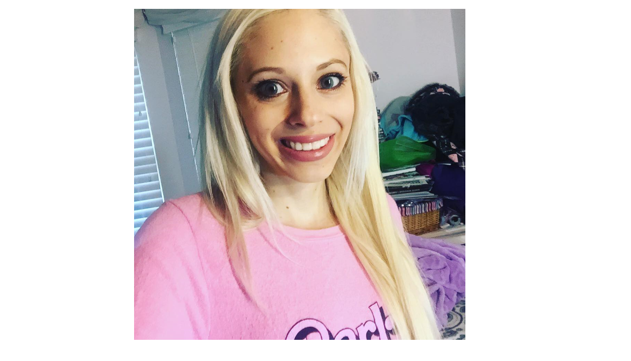 Selfie Spotlight! Marissa! #beautifuleyes #michigan #marissa 