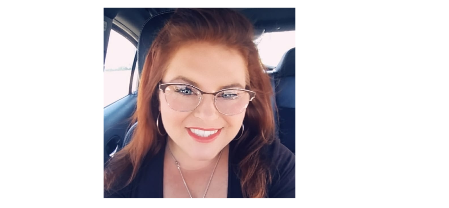 Selfie Spotlight! Stephanie! #pretteyes #michigan #glasses #stephanie
