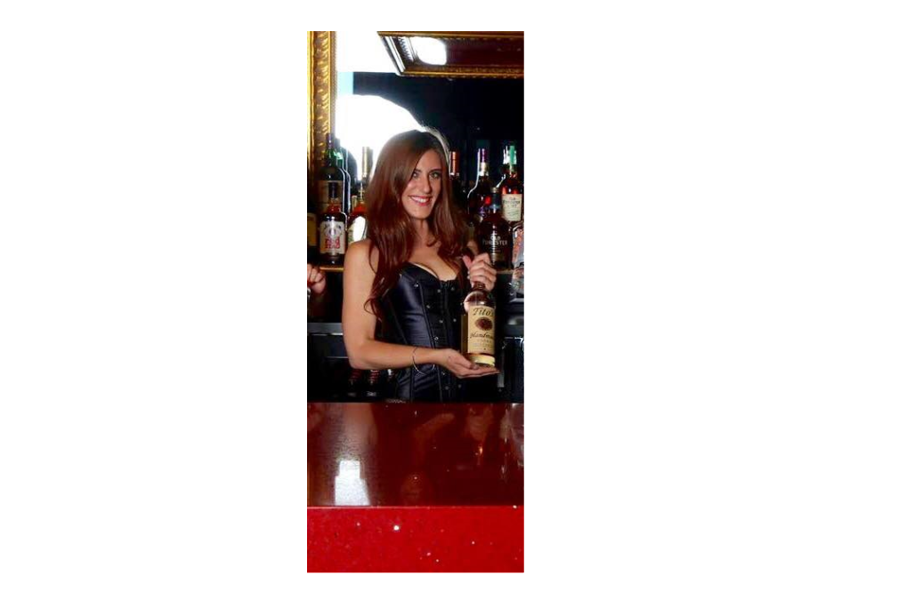 Beautiful Bartender Lauren! #beautiful #bartender #detroit #michigan