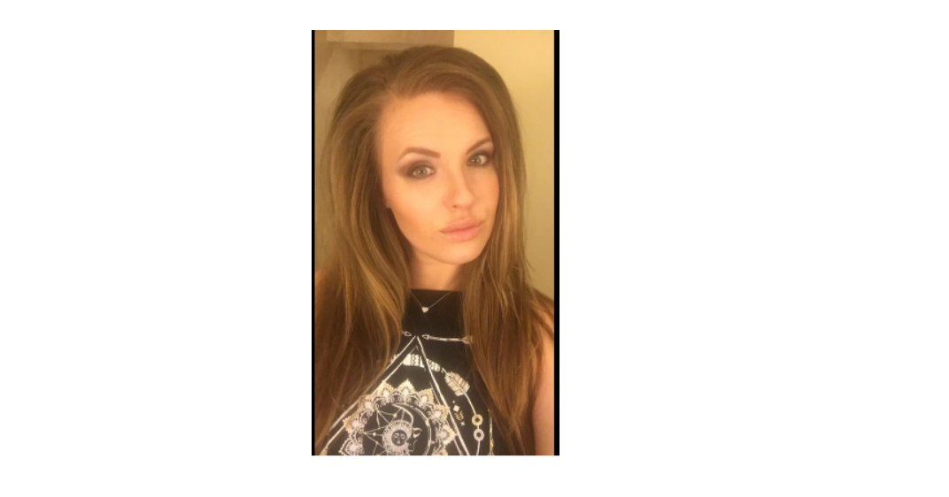 Beautiful Realtor Melissa! #beautiful #realtor #home #melissa