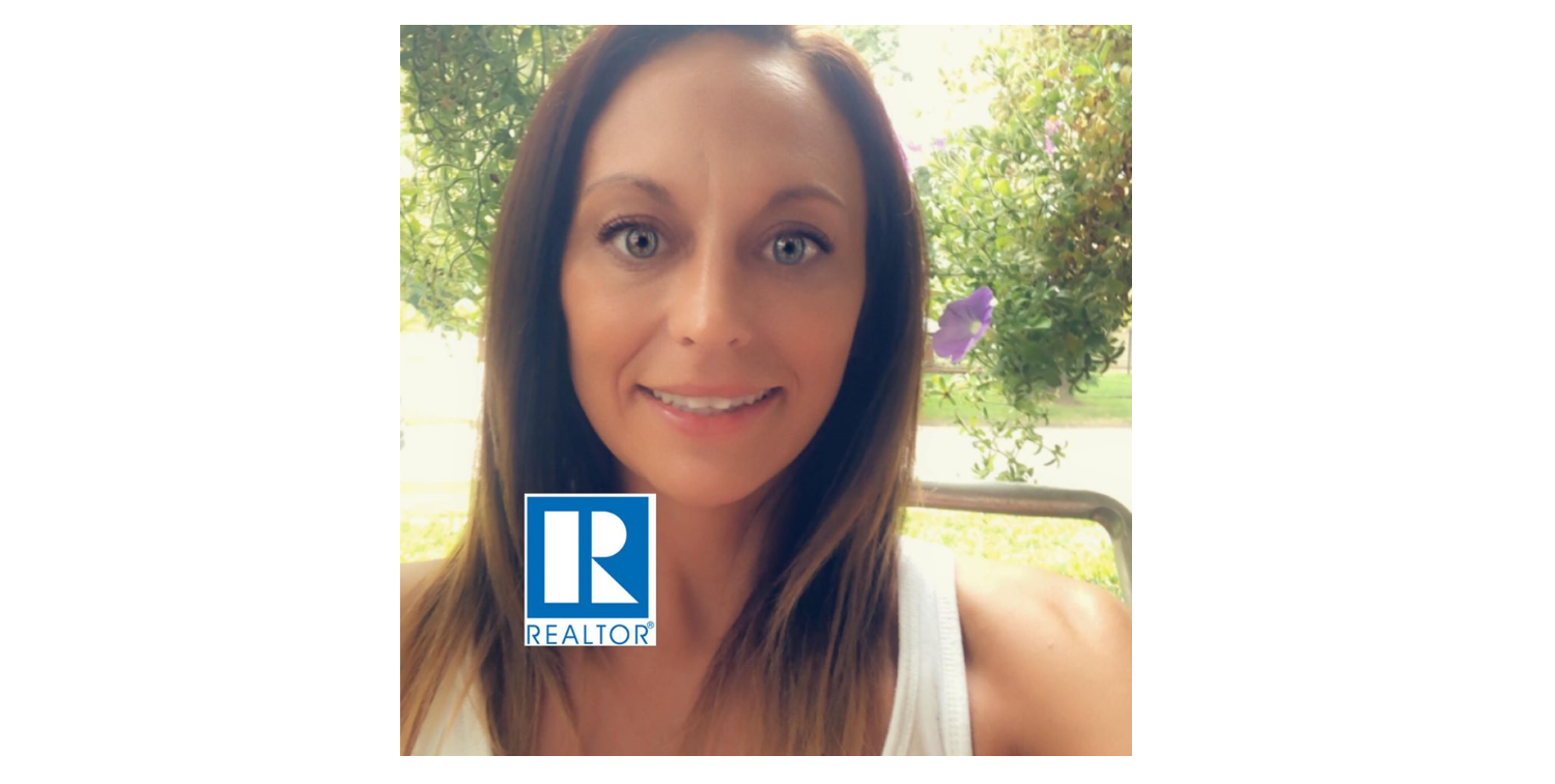Beautiful Michigan Realtor Maria! #beautiful #realtor #prettyeyes