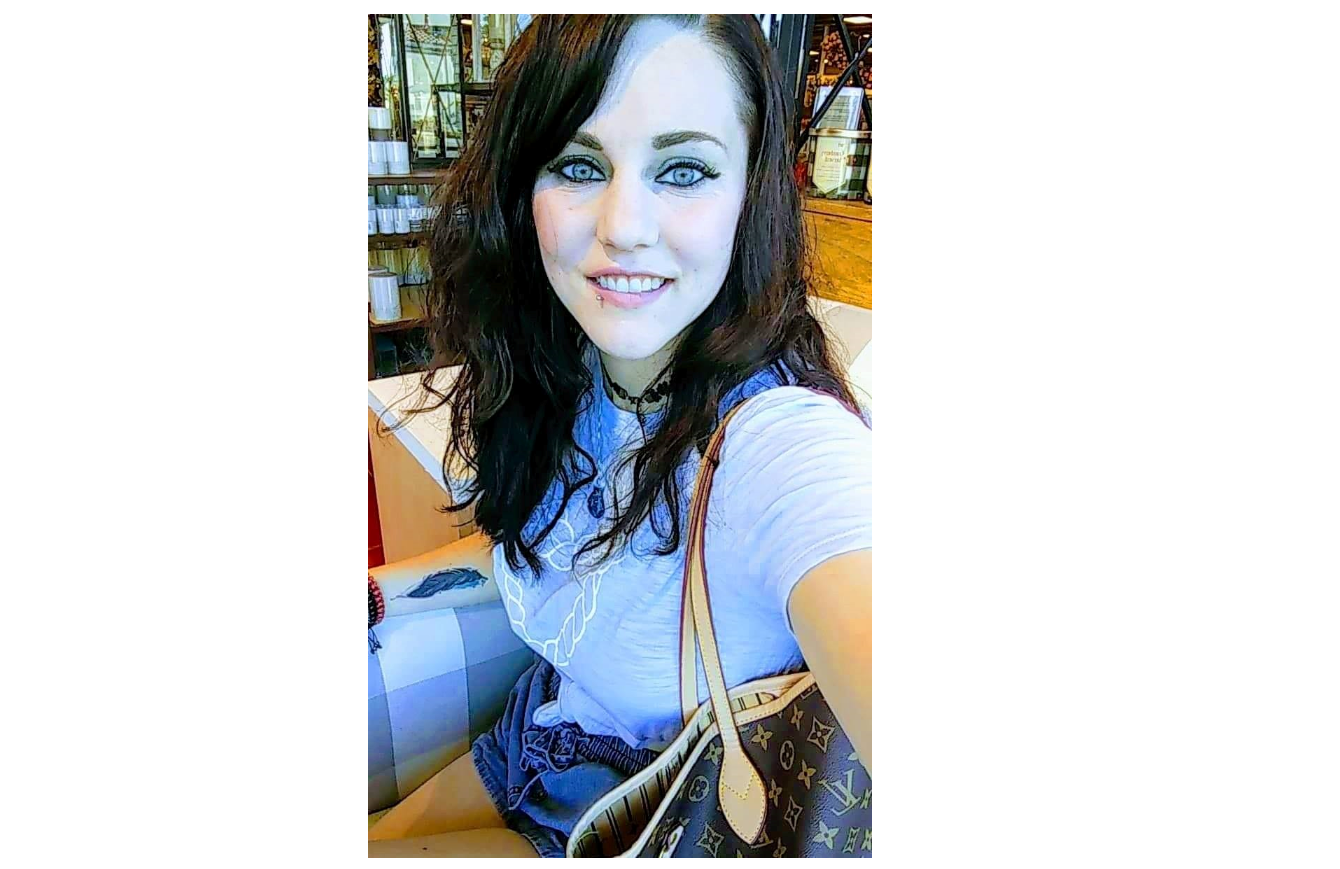 Selfie Spotlight Heather! #beautifuleyes #pretty #heather