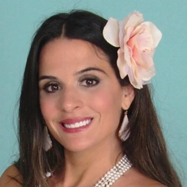 See Our Gallery of Featured WomenWant to be featured? Email us at models@regionalbeauty.com