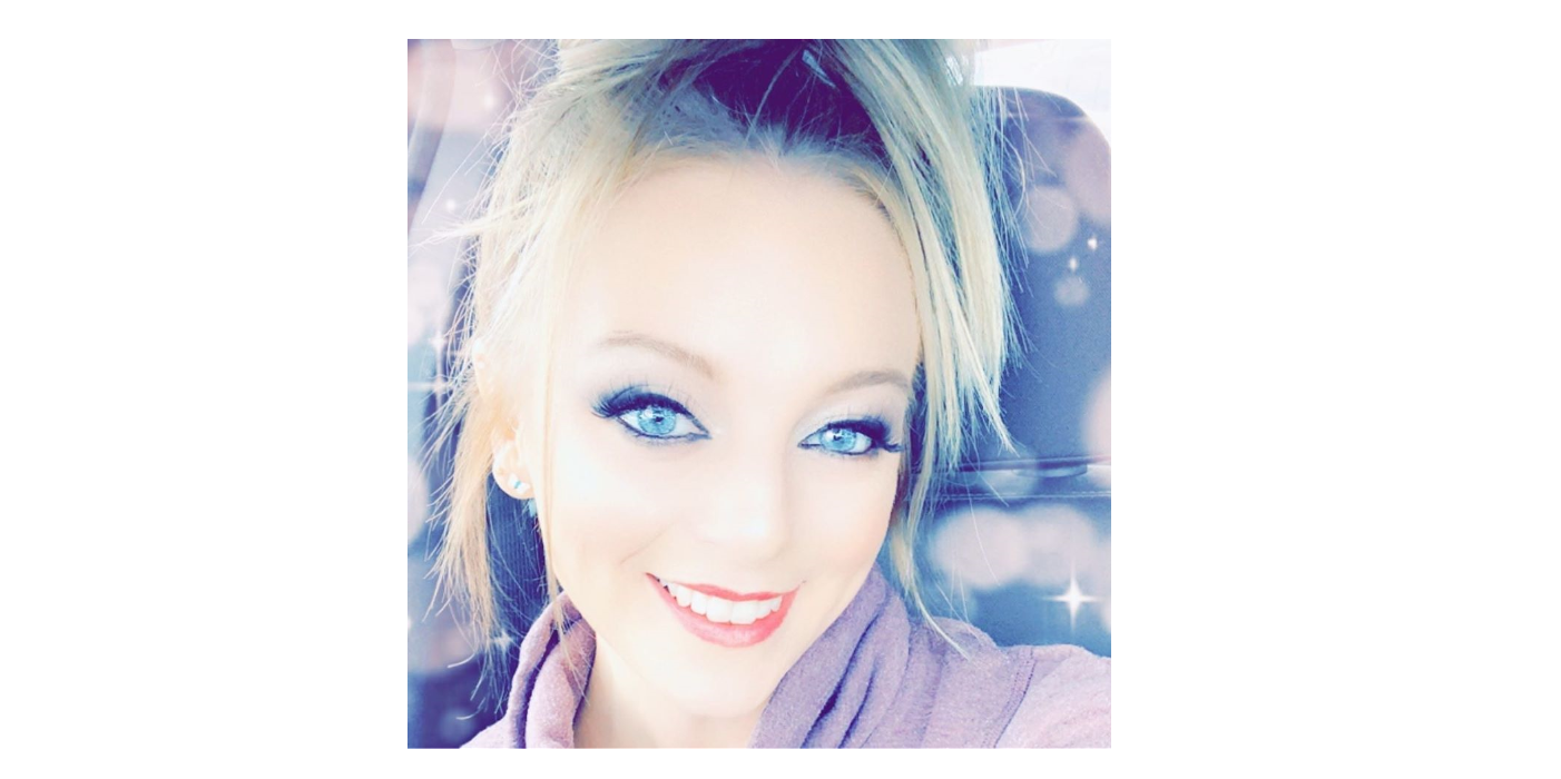 Selfie Spotlight Dana! #beautiful #prettyeyes #dana