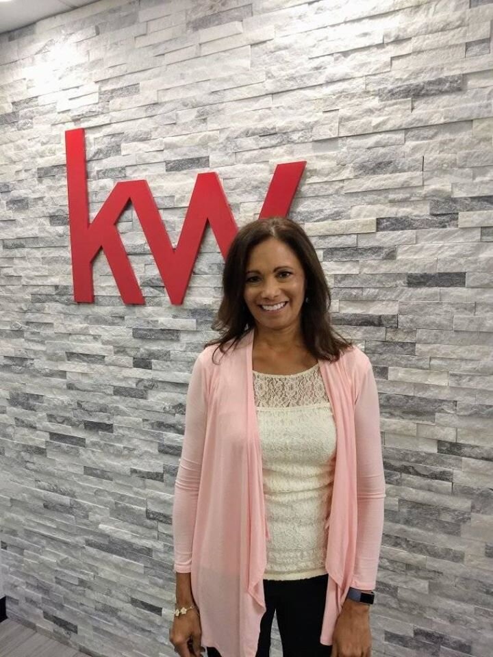 Beautiful Realtor Patricia! #beautiful #michigan #realtor #patricia