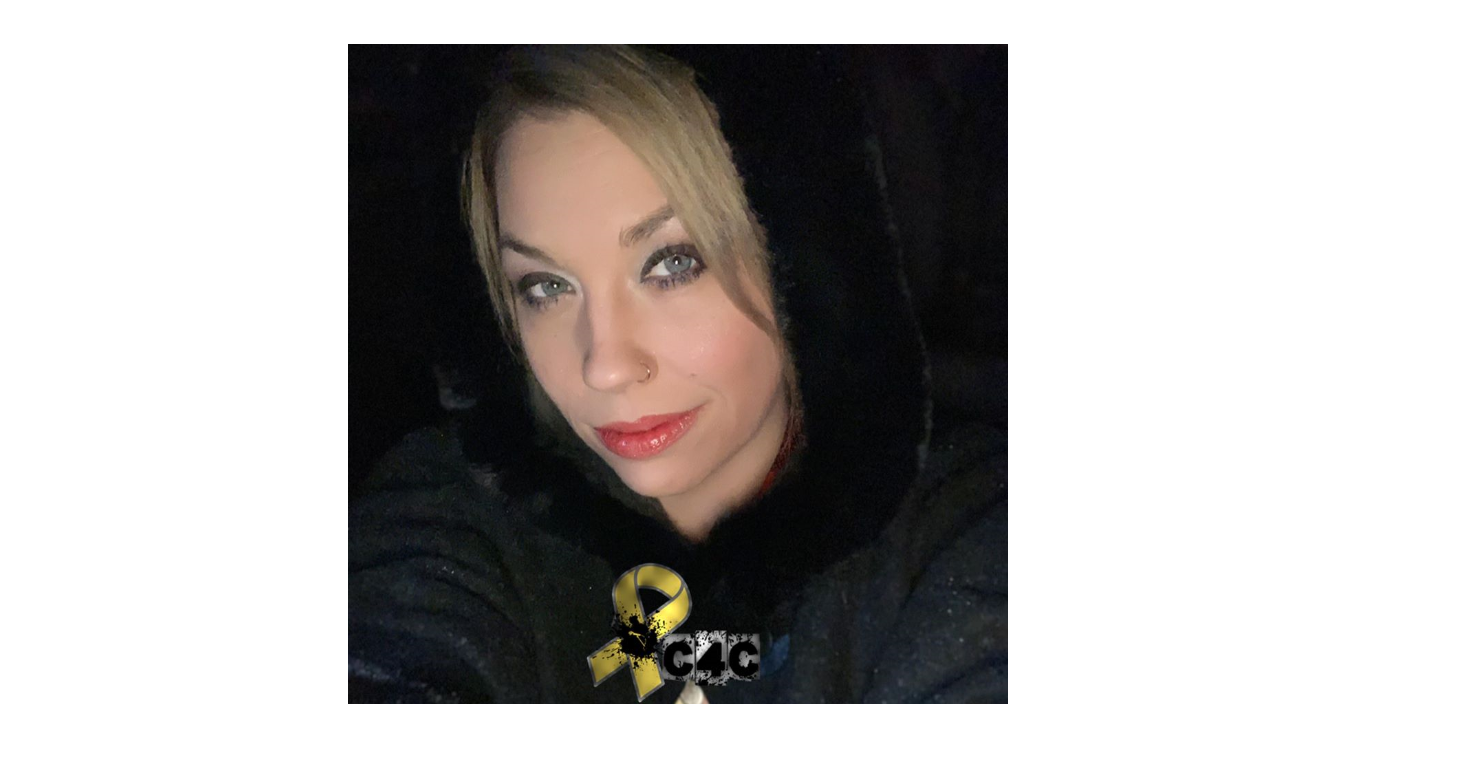 Selfie Spotlight Sara! #beautiful #prettyeyes #mi #bartender #tattoo