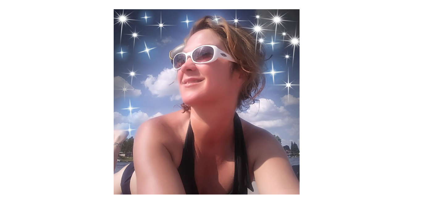 Shout out to Karrie! #beautiful #sunglasses #pretty #karrie #mi
