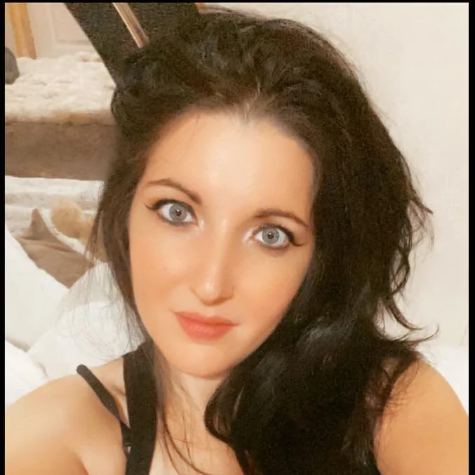 Show you appreciate this beauty! Add A STAR with your Name -Only $1 Donation