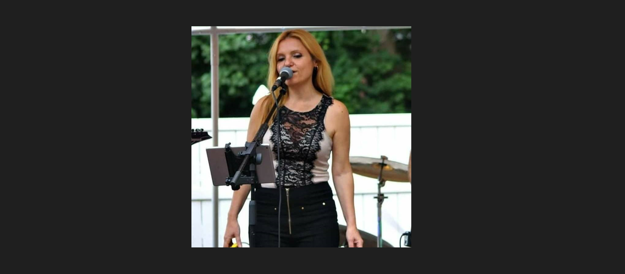 Beautiful Musician Eve Lina! #beautiful #music #guitar #photooftheday #nj #perform #artist #evelina