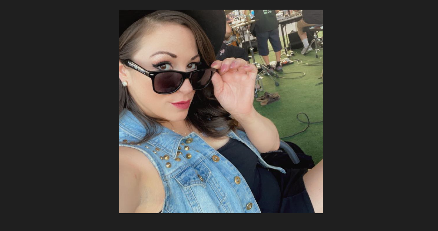 Photo Shout Out Tiffany! #beautiful #pretty #picoftheday #detroit #sunglasses #shades #mi #tiffany