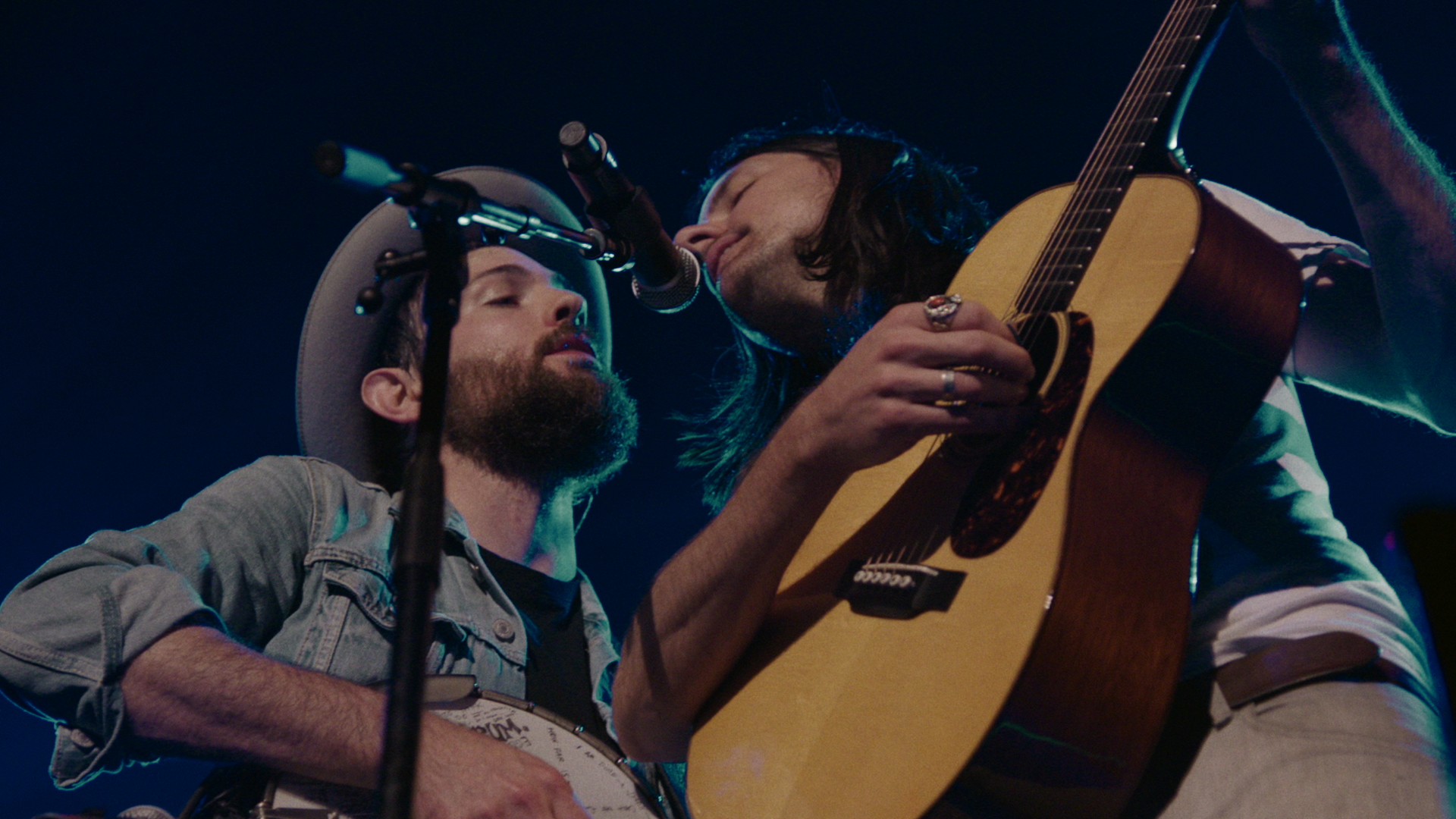 May It Last A Portrait of the Avett Brothers – Oscilloscope ProRes422HQ_43498.png